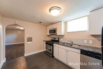 Building Photo - 2650 W 40th Ave