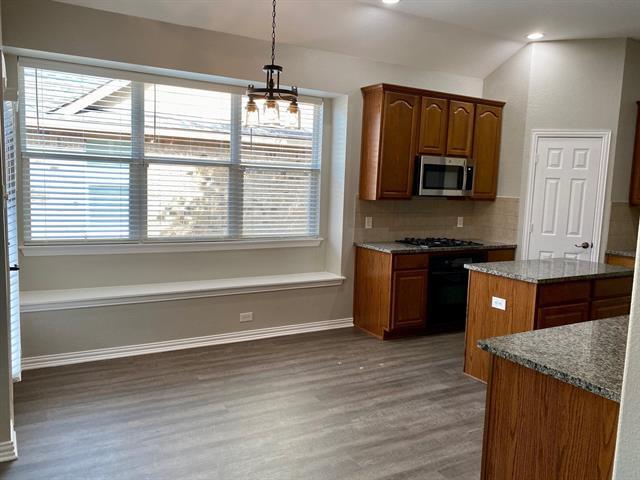 Foto del edificio - 1813 Glen Aerie Dr