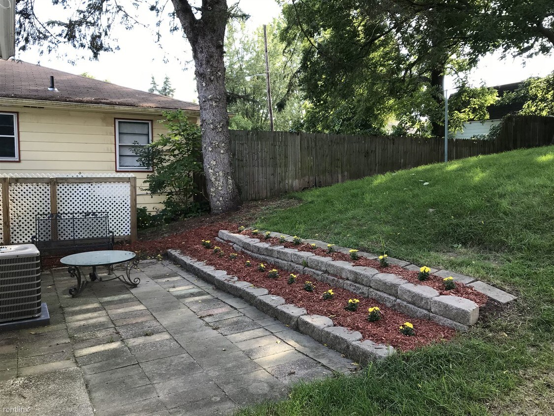 Foto principal - 965 Frederick Ave NW