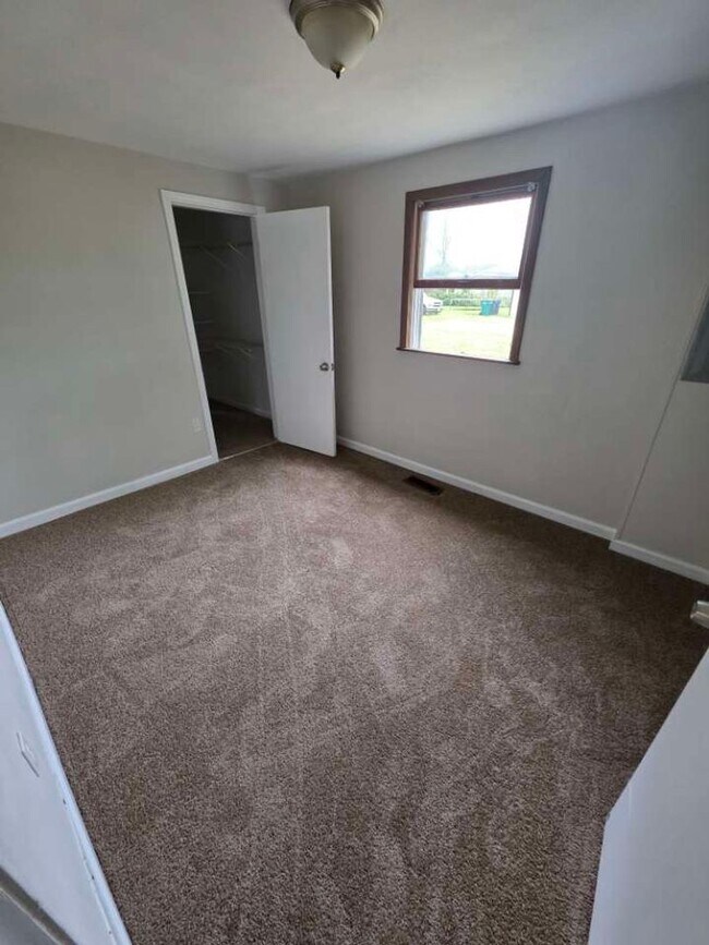 Building Photo - Cozy 3bd/2bth
