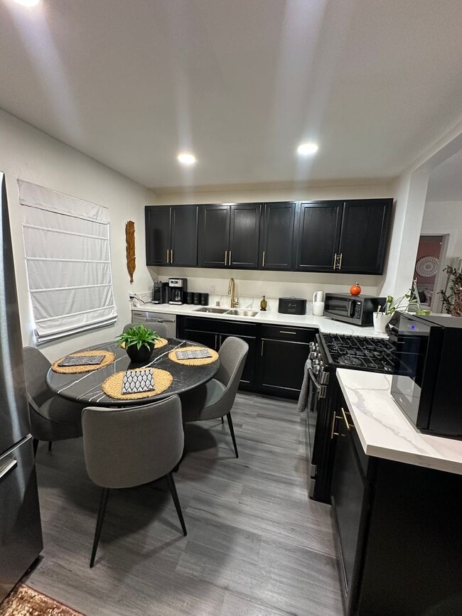 Building Photo - Charming 3 bedroom 2 bath in Yucca Valley