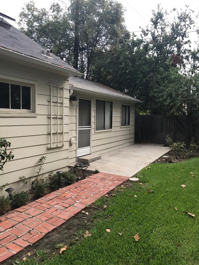 Casa de huéspedes - 5332 Norwich Ave