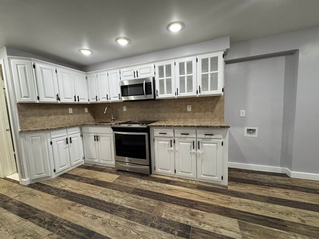 Foto del edificio - 102 Old Bergen Rd