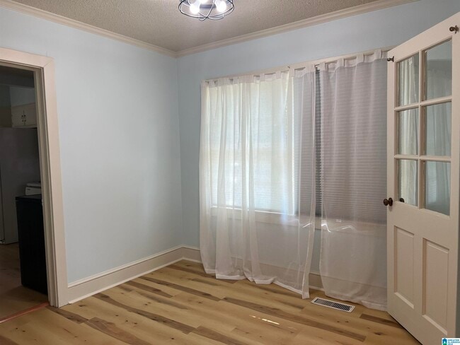 Foto del edificio - 605 North St E