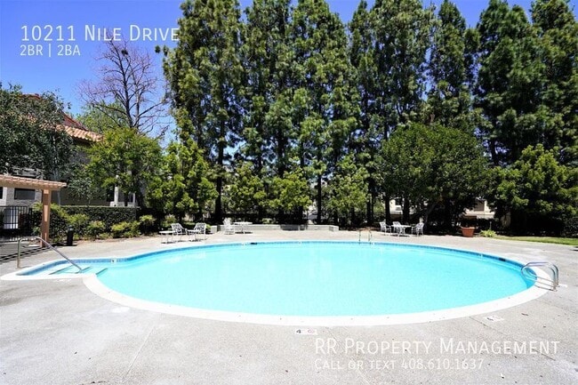 Building Photo - Gorgeous Waterfall condo nestled in prime ...