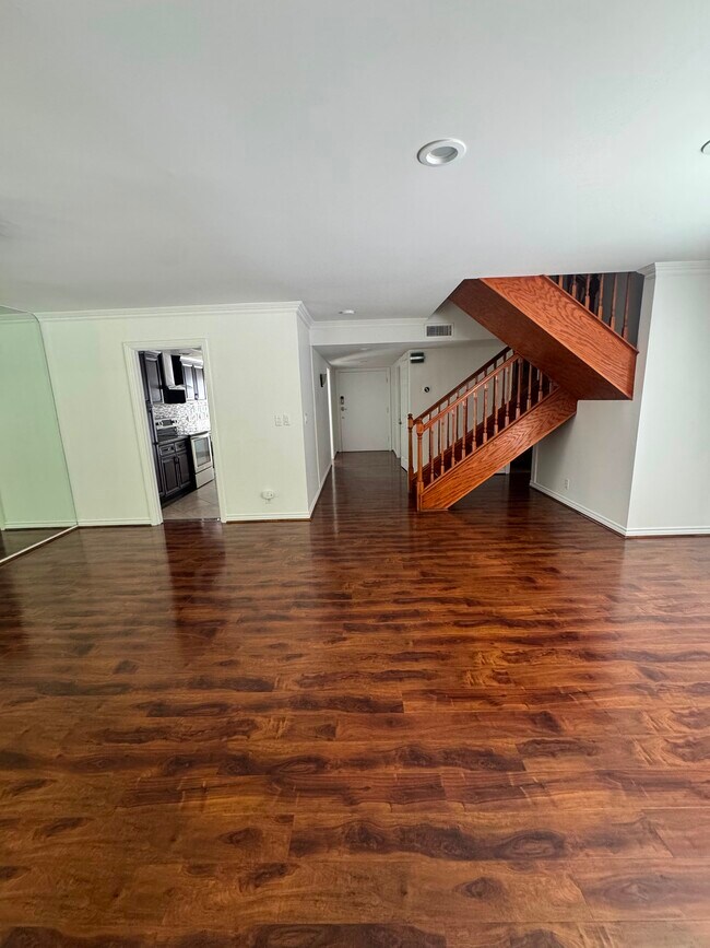 Foto del edificio - 4153 W Sarah St