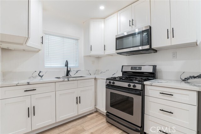 Foto del edificio - 7348 Florence Ave