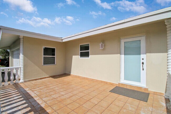 Foto del edificio - 1231 SW 32nd St