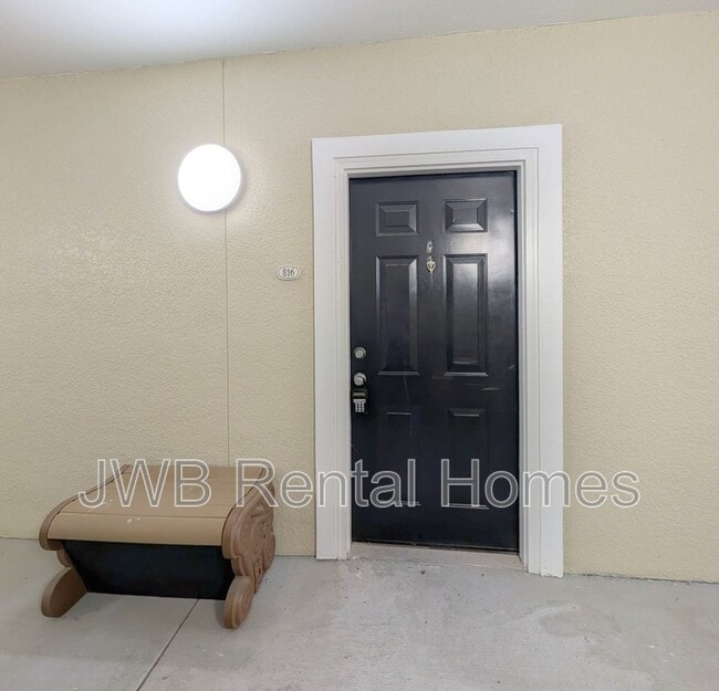 Building Photo - 8290 Gate Pkwy W