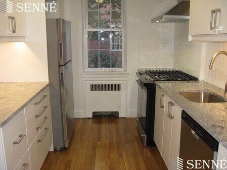 Primary Photo - 13 Ware St