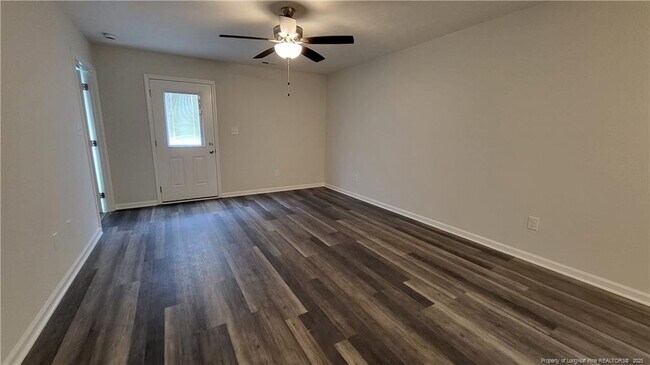 Foto del edificio - 1105 Woodridge Dr