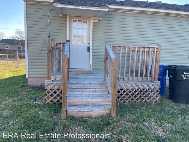 Building Photo - 2 br, 1 bath House - 112 Woodstock Street