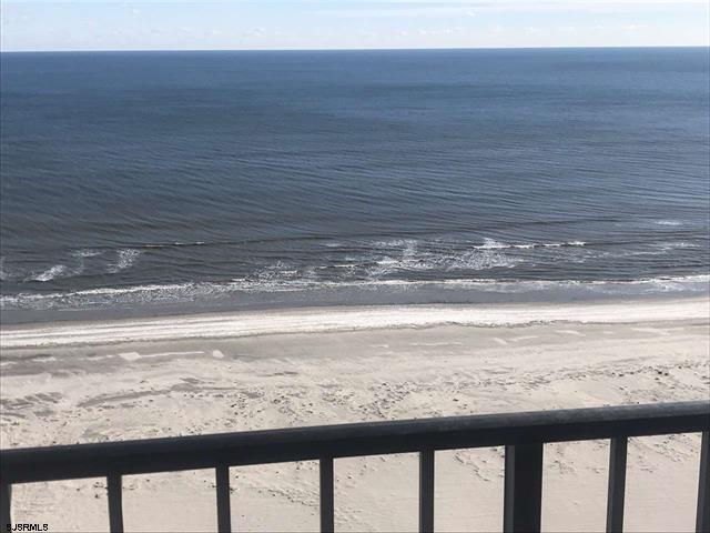 Building Photo - 3851 Boardwalk