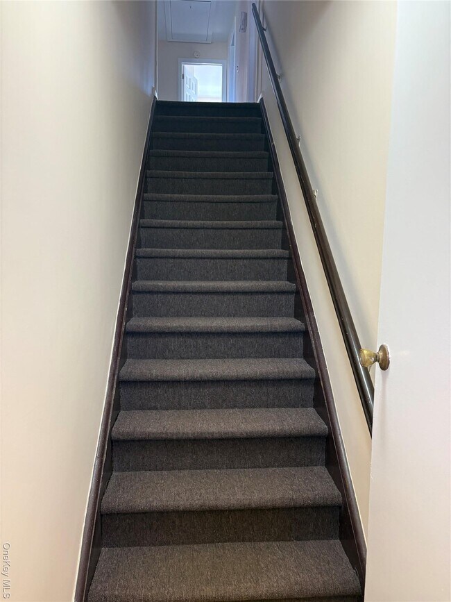 Foto del edificio - 514 E Park Ave