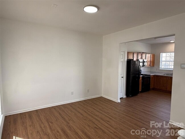 Foto del edificio - 1318 Nadies Ct