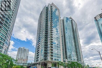 Building Photo - 381 Front St W