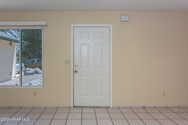 Foto del edificio - 492 W Perkinsville Rd