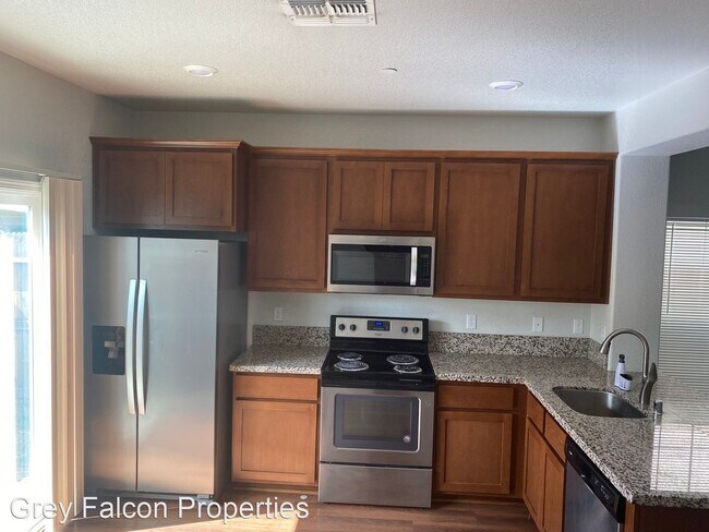 Building Photo - 3 br, 2.5 bath House - 8168 Creeping Willo...