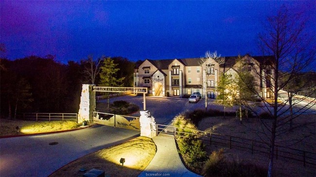 Foto del edificio - 7273 Riverside Pkwy