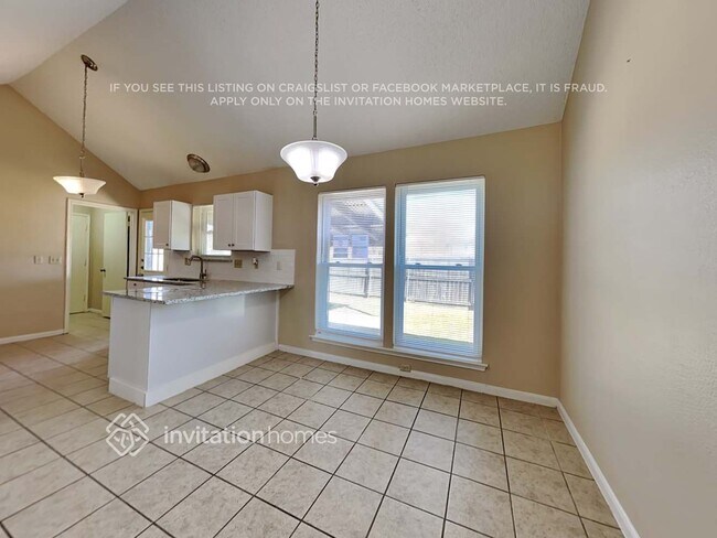 Foto del edificio - 525 E Jay Ct