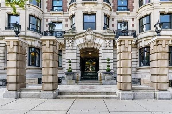 Primary Photo - 390 Commonwealth Avenue