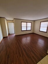 Building Photo - 1207 W Matthews Ave