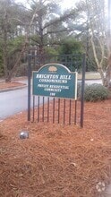Building Photo - 100 Brighton Hl Cir