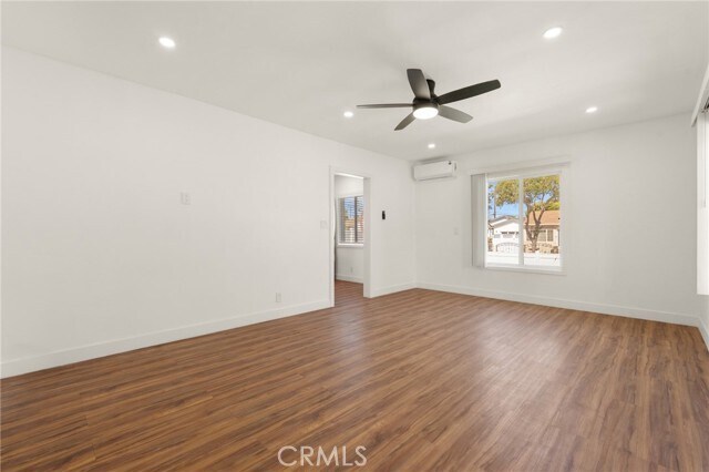 Foto del edificio - 16903 Freeman Ave