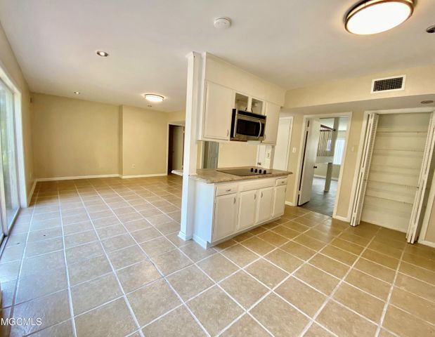 Foto del edificio - 3830 Baywood Dr