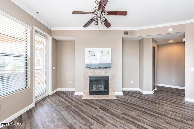 Foto del edificio - 7601 E Indian Bend Rd
