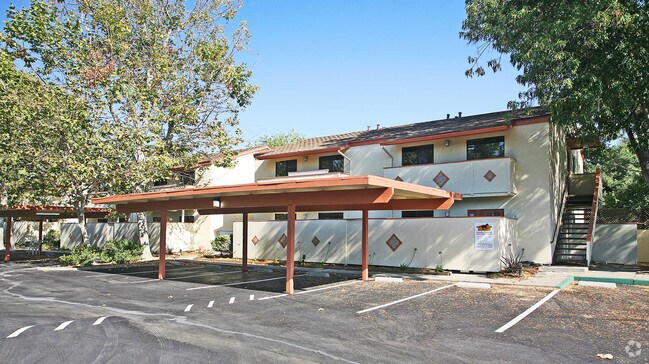 Building Photo - Amberwood