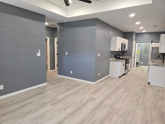 Foto del edificio - 409 S Steen Dr