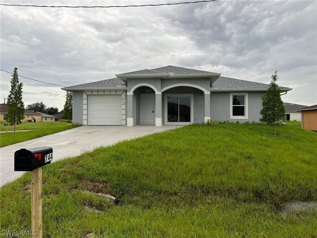 744 Homer Ave S, Lehigh Acres, FL 33973 Townhome Rentals in Lehigh