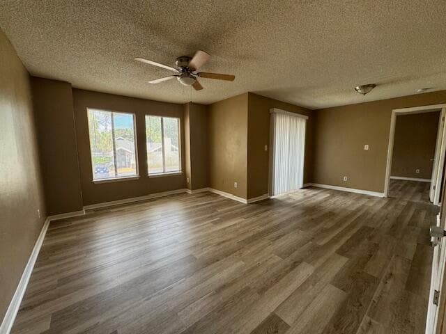 Building Photo - 3545 Sable Palm Ln
