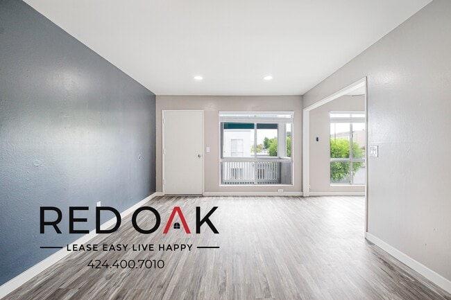 Building Photo - 307 Avocado St