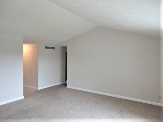 Building Photo - 3071 Bauer Drive