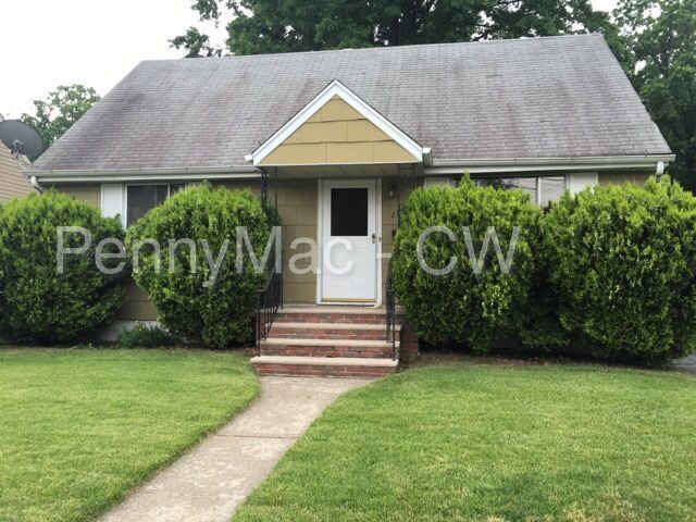 Primary Photo - 283 Fairway Ave