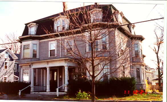 Building Photo - 198-200 Clifton St
