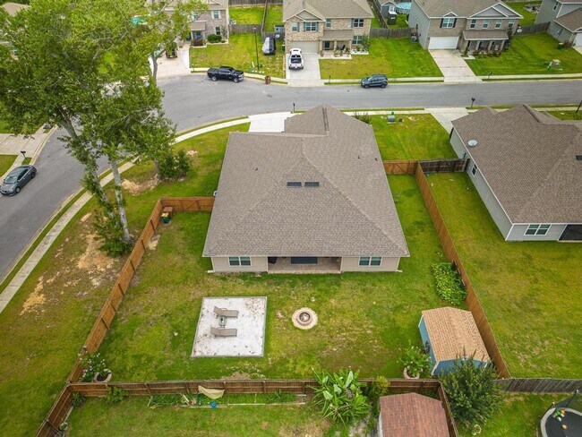 Foto del edificio - 9059 Bellewood Pl