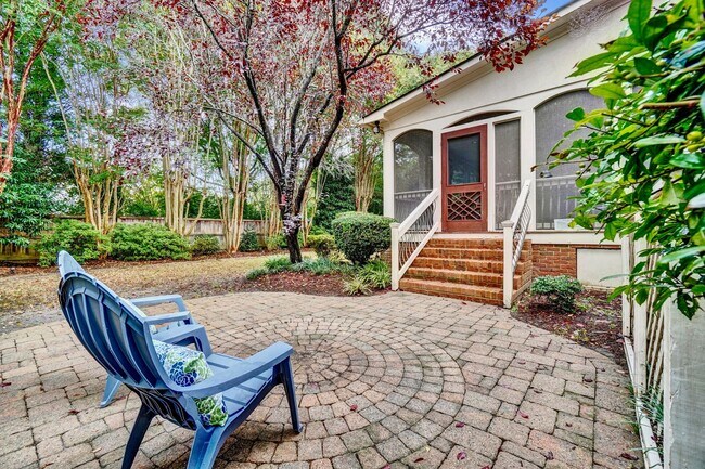 Building Photo - 1700 Jermyn Ln