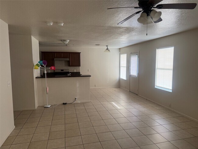 Foto del edificio - 3434 Dartmouth Field Ln