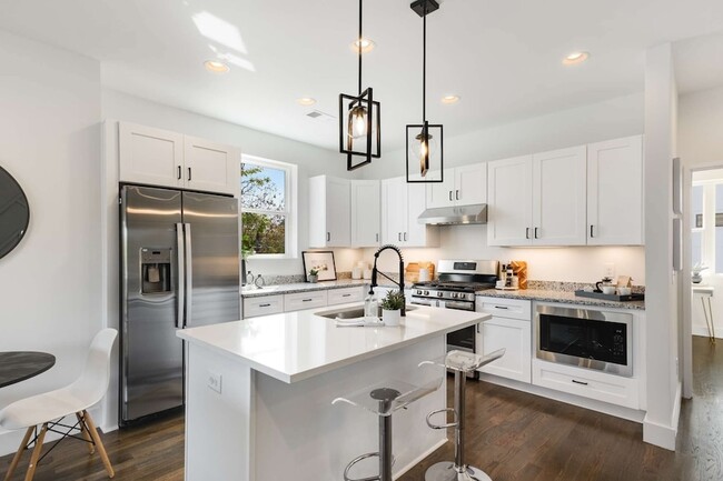 Foto del edificio - 1806 Lischey Ave