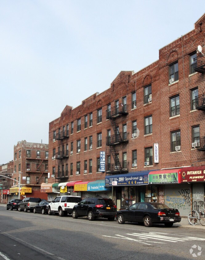 Building Photo - 4716 7th Ave