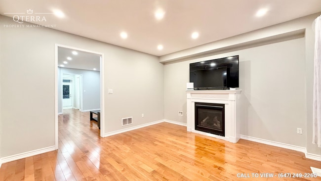 Building Photo - 205 S Ocean Dr