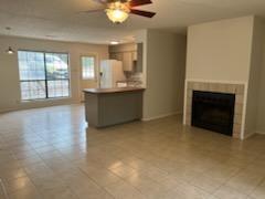 Building Photo - 11101 Oak Branch Dr