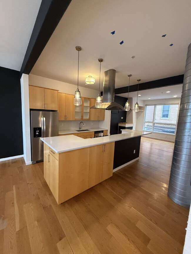 Building Photo - "Spacious 3-Bedroom Townhouse Retreat in Vibrant Denver with 2.5 Baths – 2047 Sq Ft of Modern Liv...