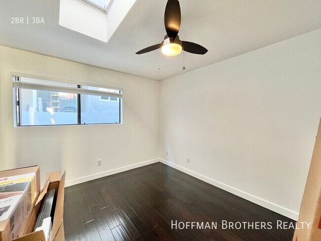 Foto del edificio - 11630 Chenault Street Los Angeles, CA 90049