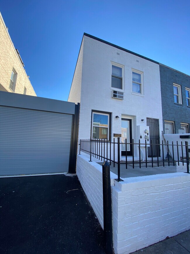 Foto del edificio - 1227 16th St NE