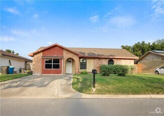 Building Photo - 5708 N 28th Ln