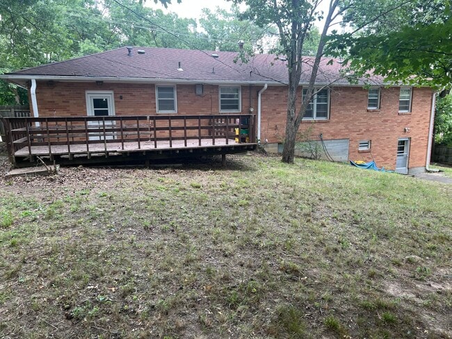 Building Photo - 2010 W Rollins Rd